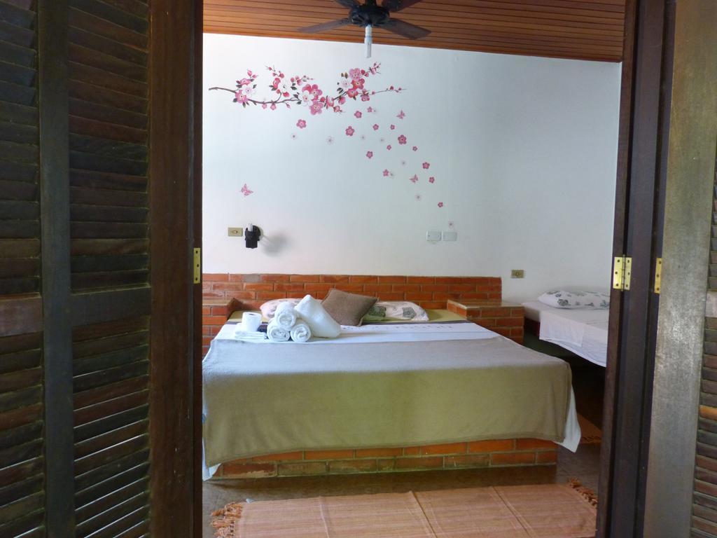 Suítes o Flautista Ubatuba Habitación foto